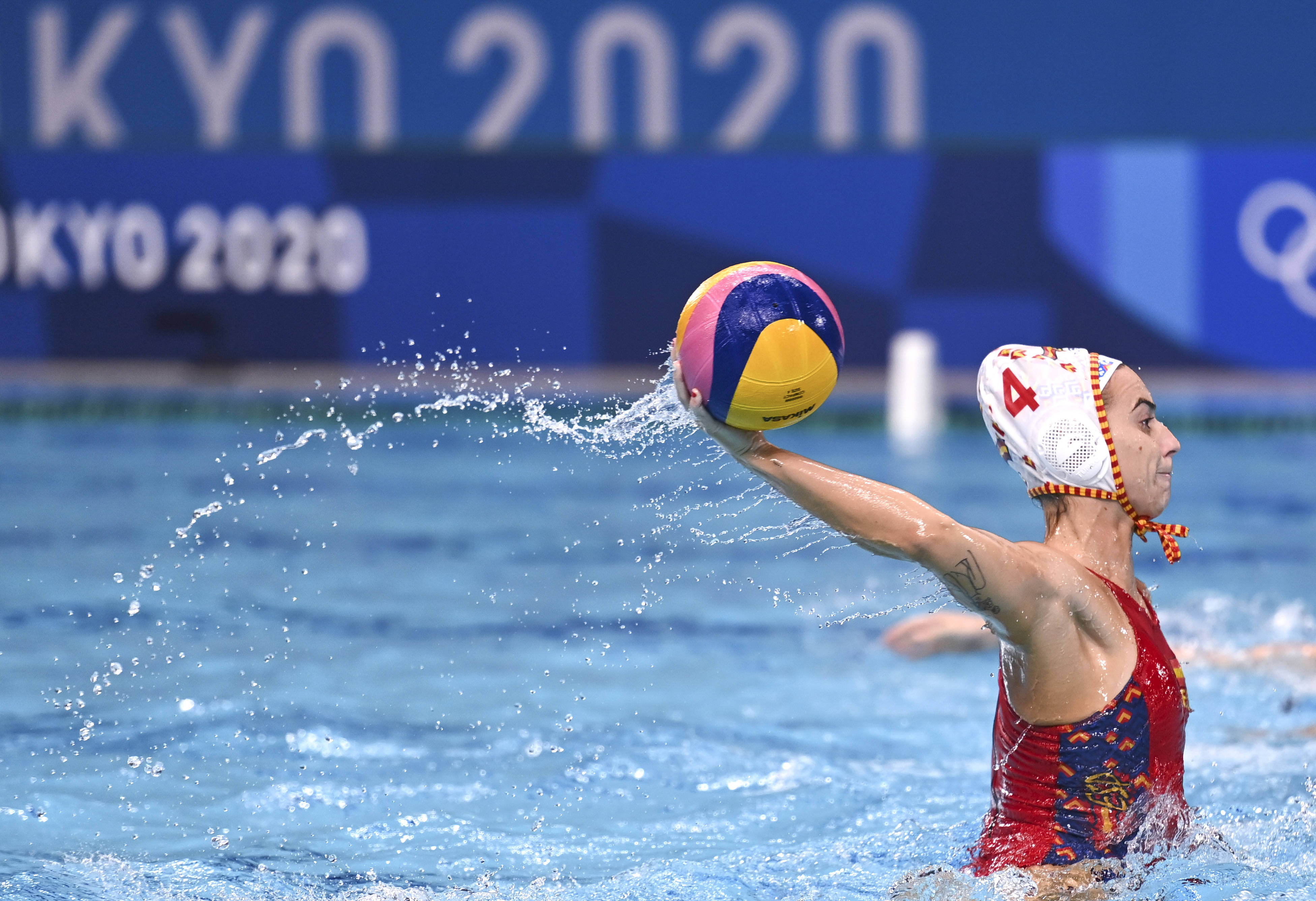 水球女子半决赛西班牙胜匈牙利