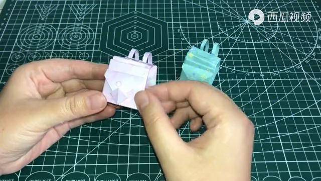 幼儿园手工双肩背包手工折纸简单有创意教程详细