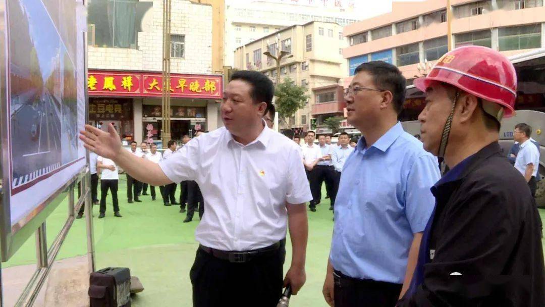 【头条】全市“工业产业大突破 追赶发展争前列”现场调度会与会人员来安定区观摩