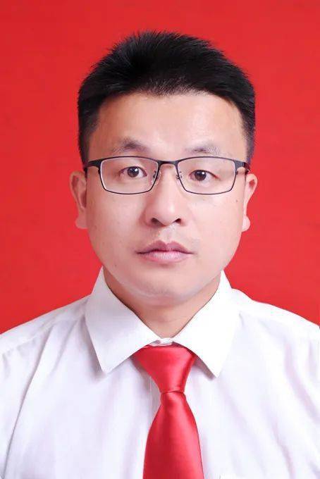 点赞医者黄少斌一个用情怀服务家乡的骨科医生