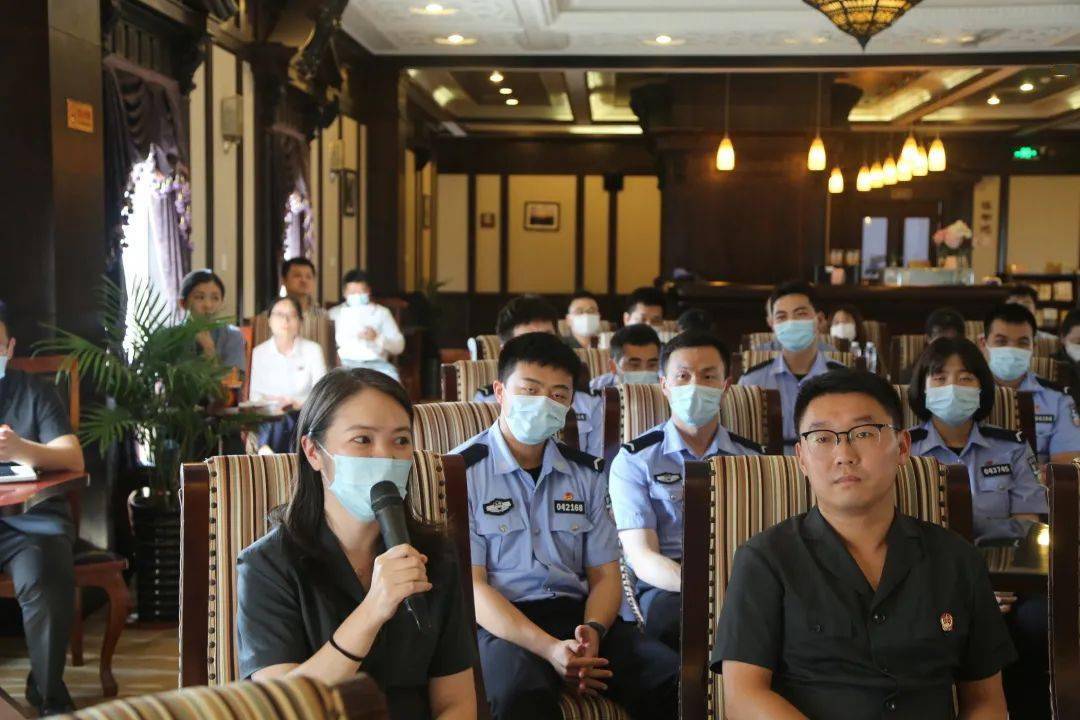 教育整顿闵行区举办政法队伍先进典型事迹分享交流会暨青年政法干警