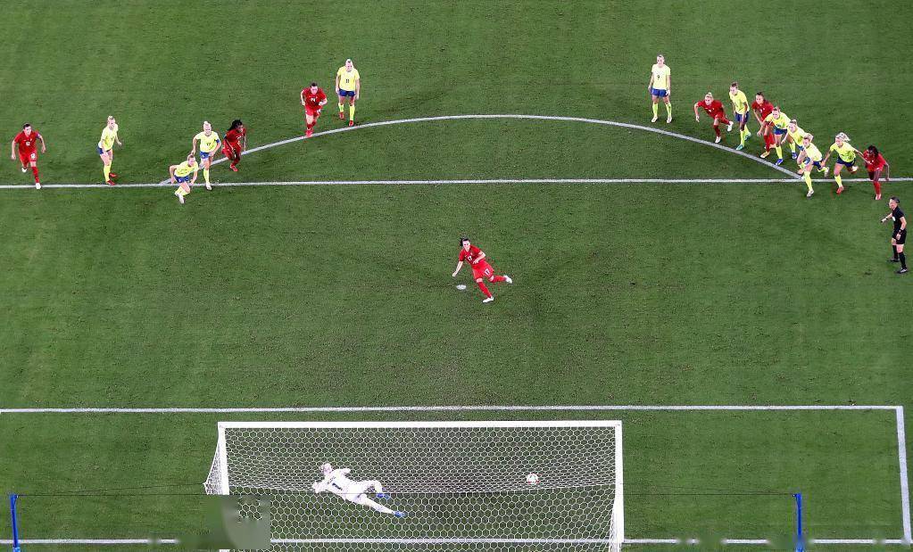 加拿大隊(duì)|點(diǎn)球大戰(zhàn)取勝 加拿大隊(duì)獲東京奧運(yùn)會(huì)女足冠軍