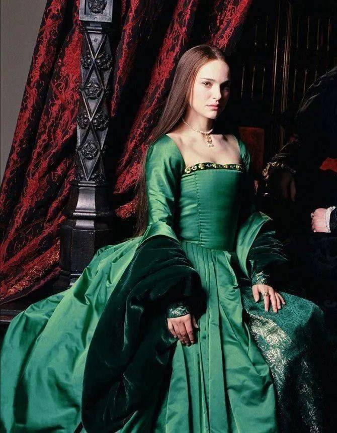 《赎罪》的绿裙子,永远的白月光