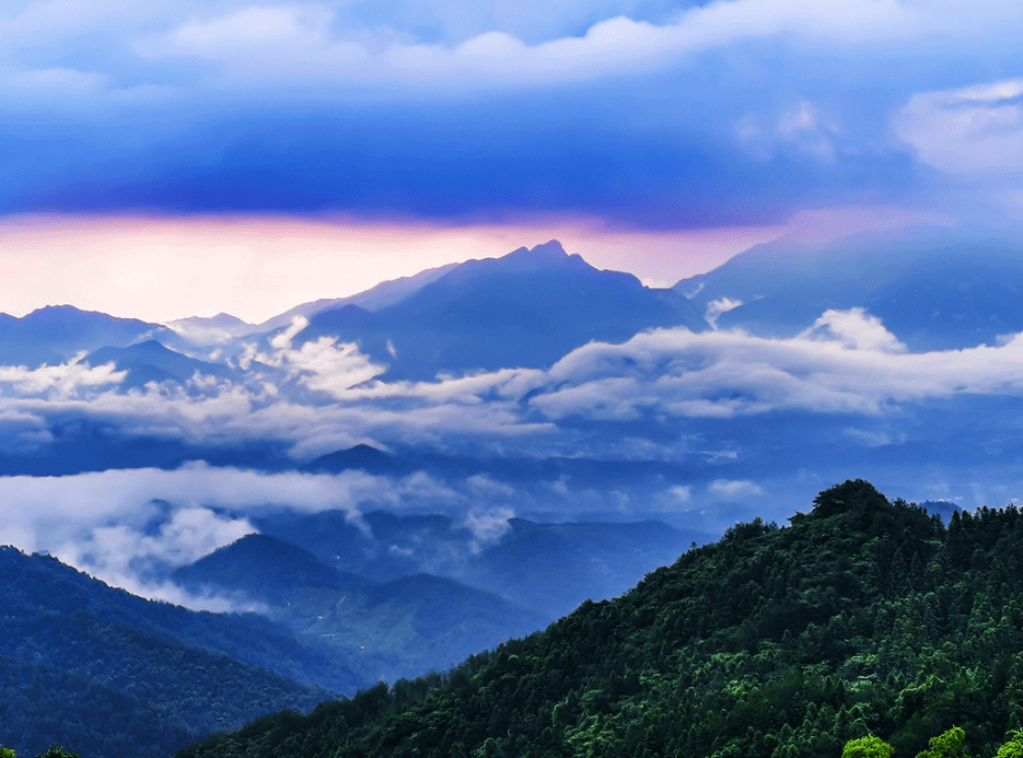 攝影欣賞:《霧騰雲夢澤,水墨天堂絕.》