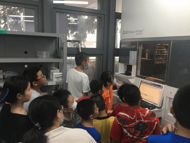 文化|莲花街道梅富社区开展“化身小郎中，传承中医文化”活动