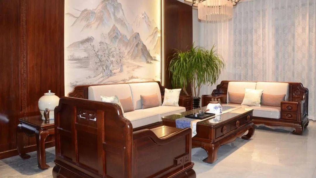 好春景|璞玉·让雍容格调与娴静生活怡然相得!