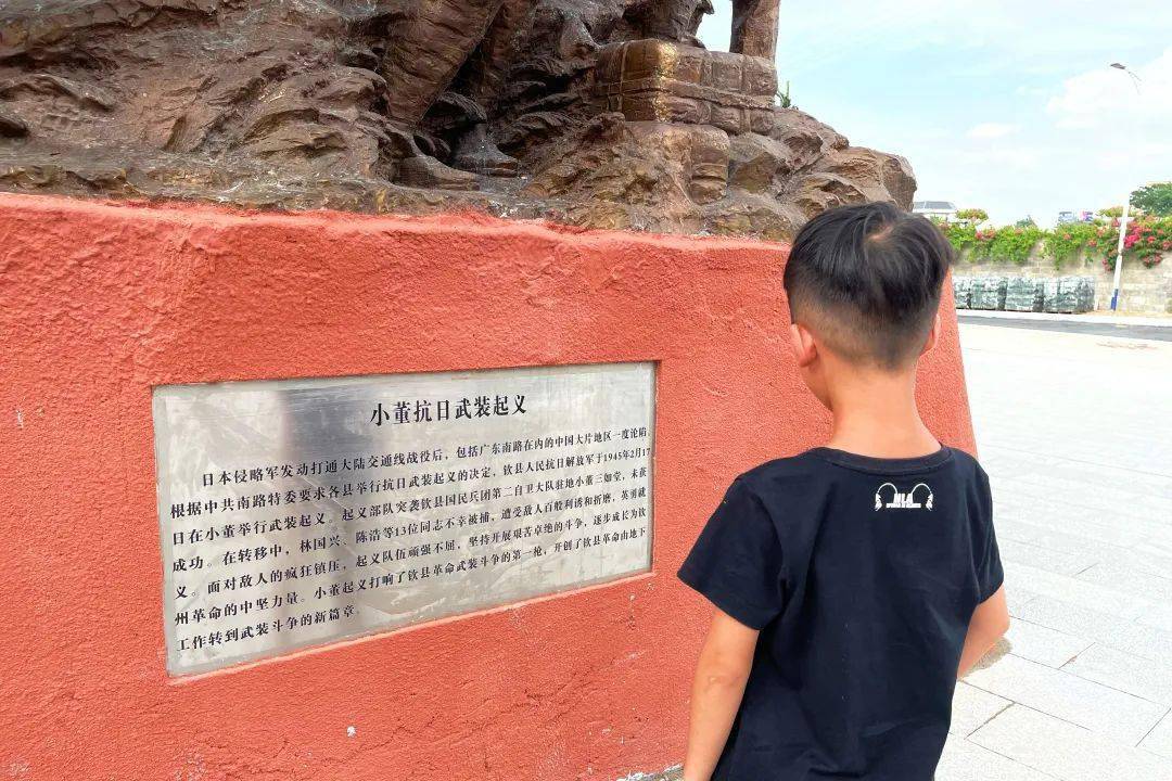 面对敌人的疯狂镇压,起义队伍顽强不屈,坚持开展艰苦卓绝的斗争,逐步