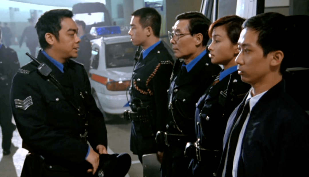 《冲锋队之怒火街头》虽然没有陈木胜导演的《天若有情》《新警察故事