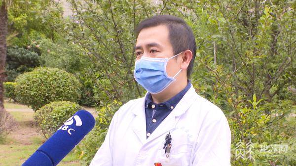 配送|疫情下的“方便医院”：一部手机，专家药品都到家