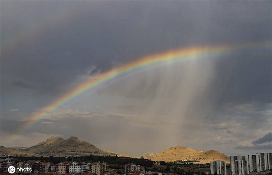 美如画卷 土耳其安卡拉风雨之后见彩虹