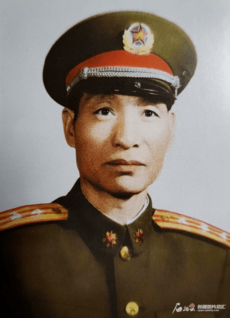 67党在新疆100年遍地风流丨王成帮绿化义务兵造福一座城