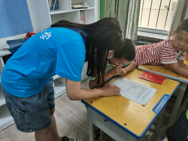 队在宝塔区开展农村地区小学教育发展中的学习辅导需求调研社会实践