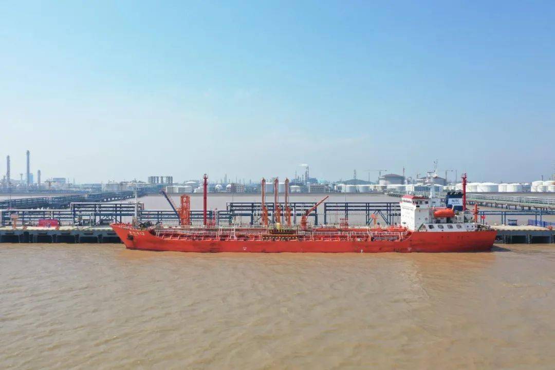 嘉兴港乍浦港区e区4号泊位正式投用