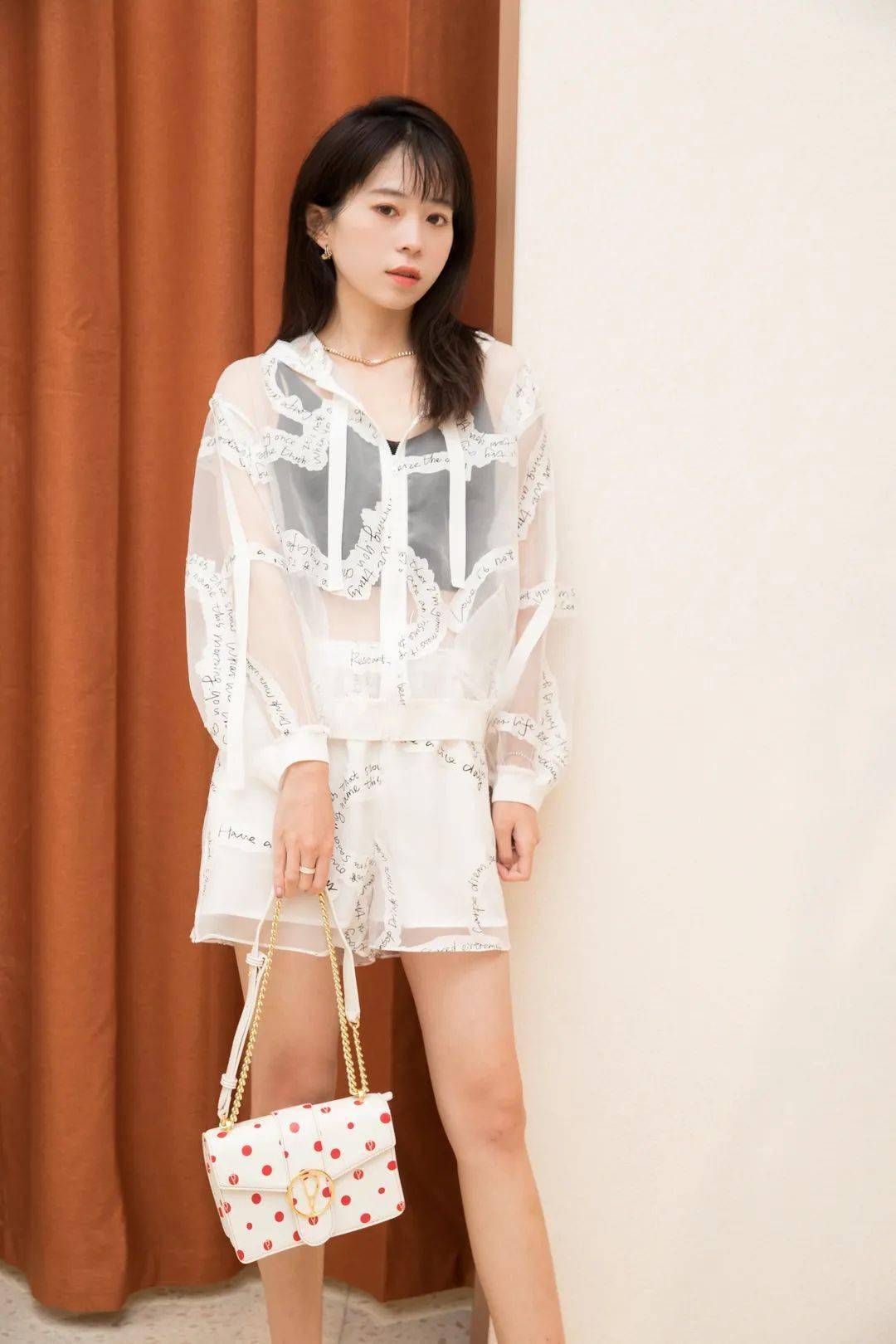 产品|成都人冲冲冲！5折雅诗兰黛，100+购女装！乐天8周年宠粉来啦！