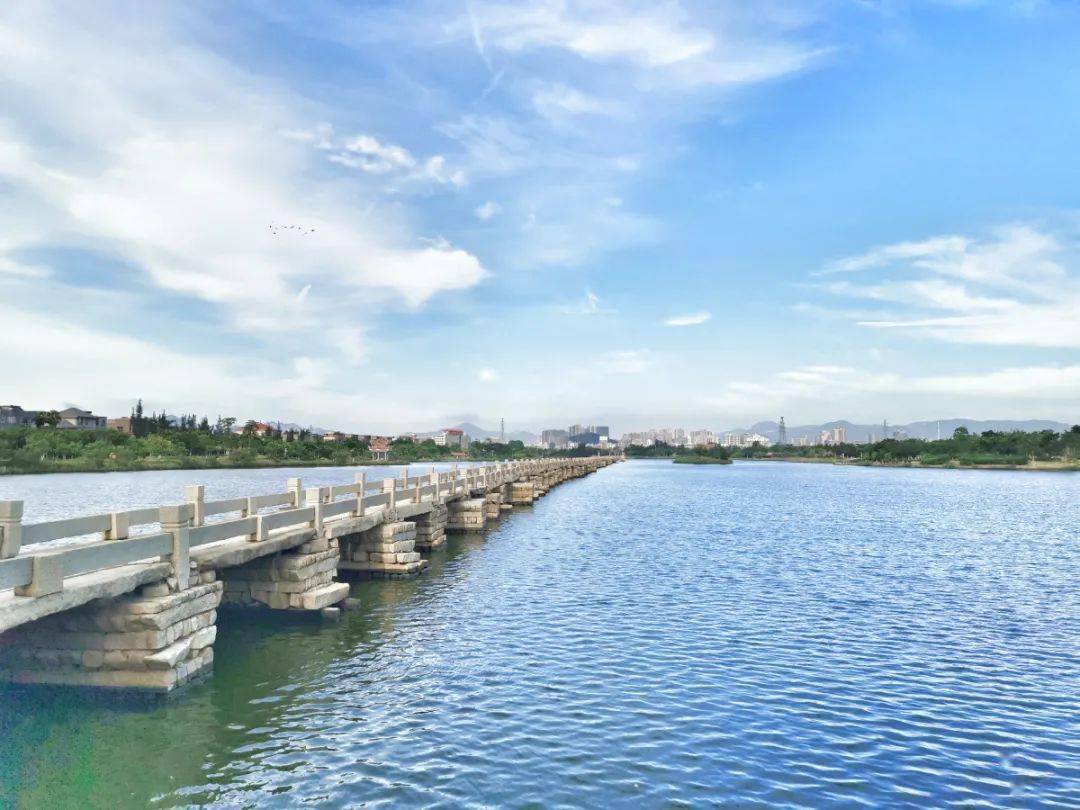 安平桥,是中国现存最长的跨海梁式石桥,也是中古时代