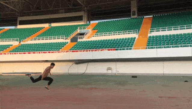 高考体育四项—立定三级跳_技术动作