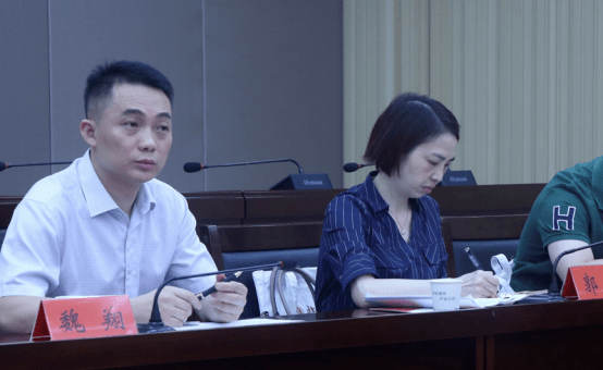 会上,团市委书记魏翔致欢迎辞,表示希望此次常德之行能让各位优秀学子