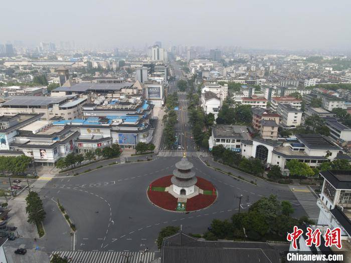 扬州主城区拉网式核酸检测查缺补漏 遏制疫情再扩散