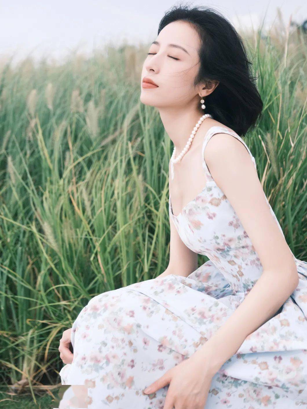 夏天|裙子里面别穿“安全裤”了！2021最流行这样穿！