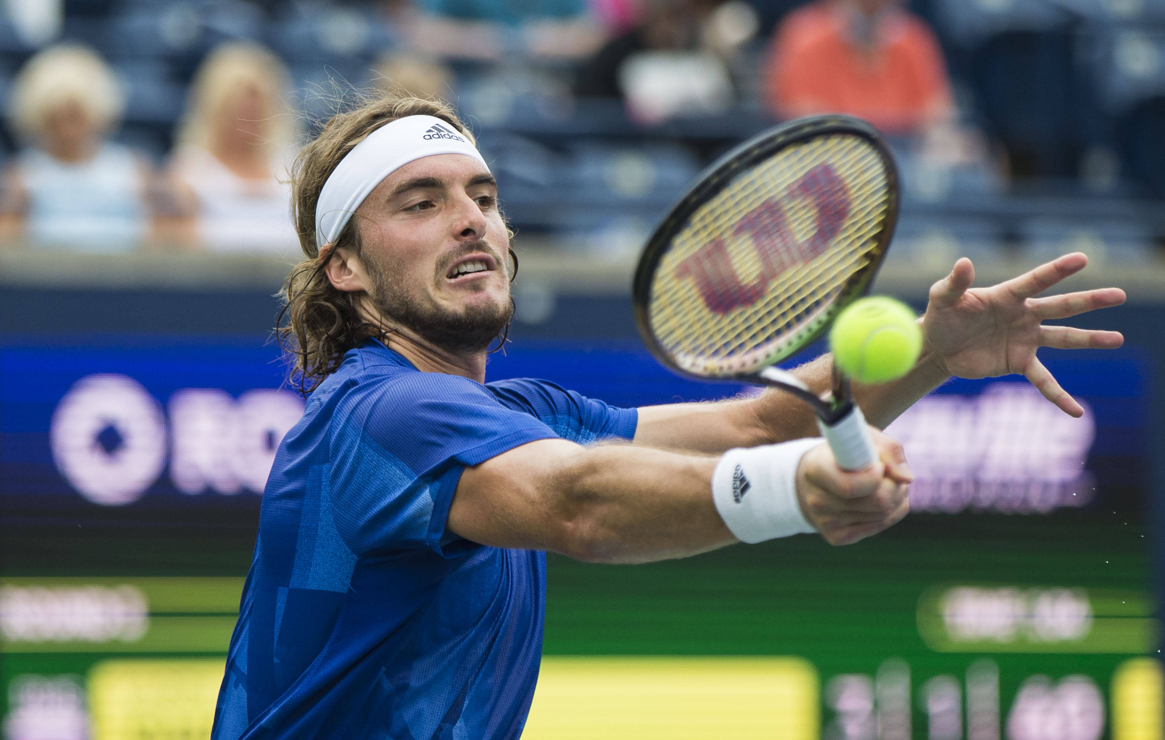 网球——加拿大国家银行公开赛:希腊选手齐齐帕斯晋级八强