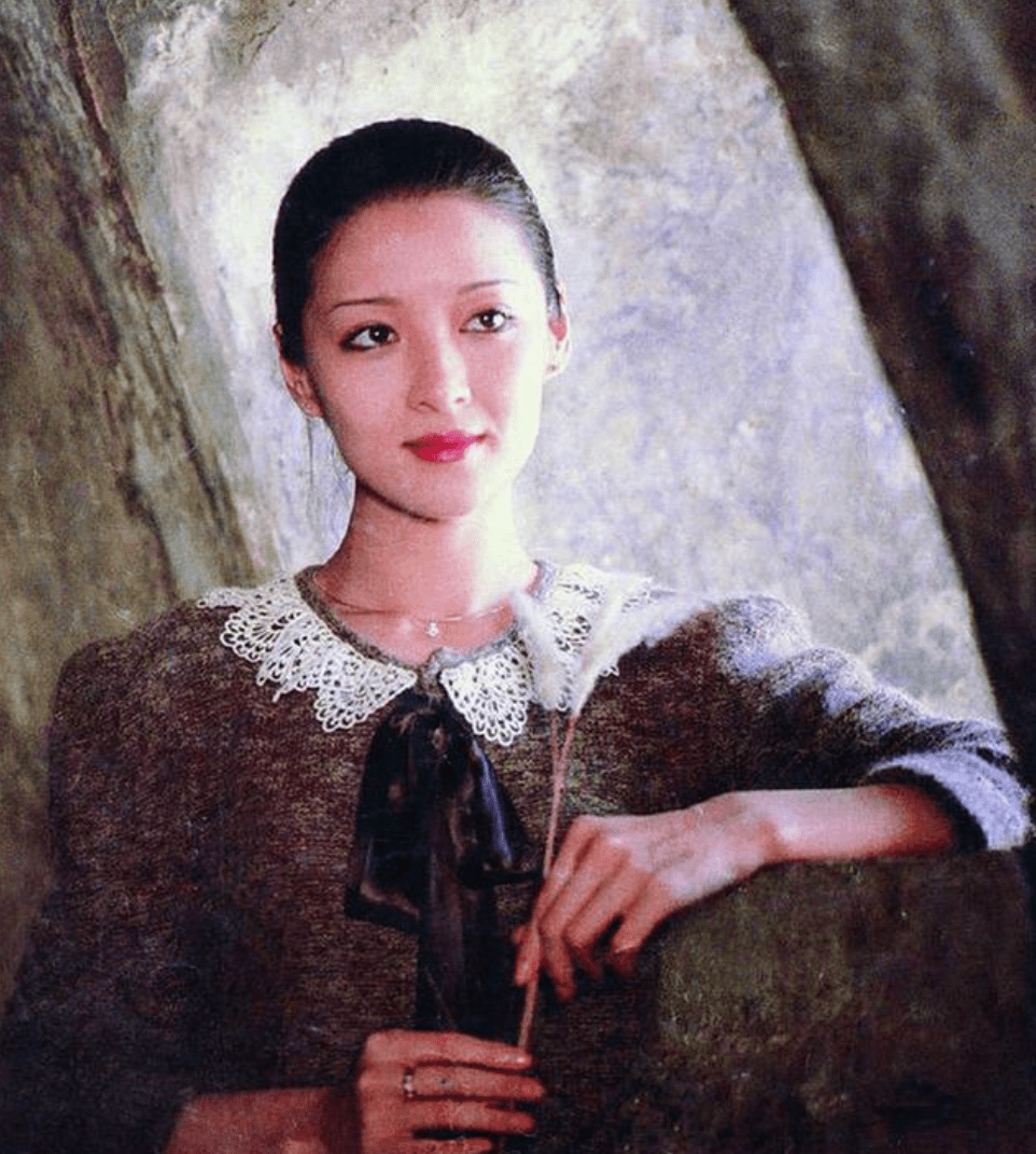 又纯又欲才够美我偏偏喜欢她