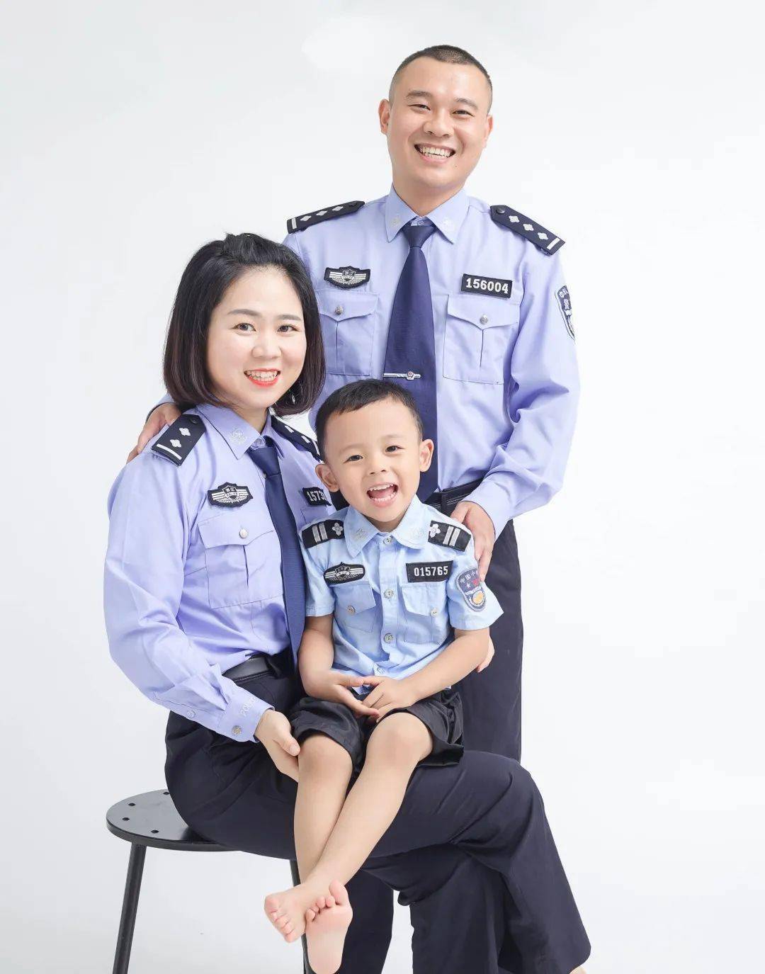 "警警"相依,这份"爱的专属告白",超甜!_赵琳莉