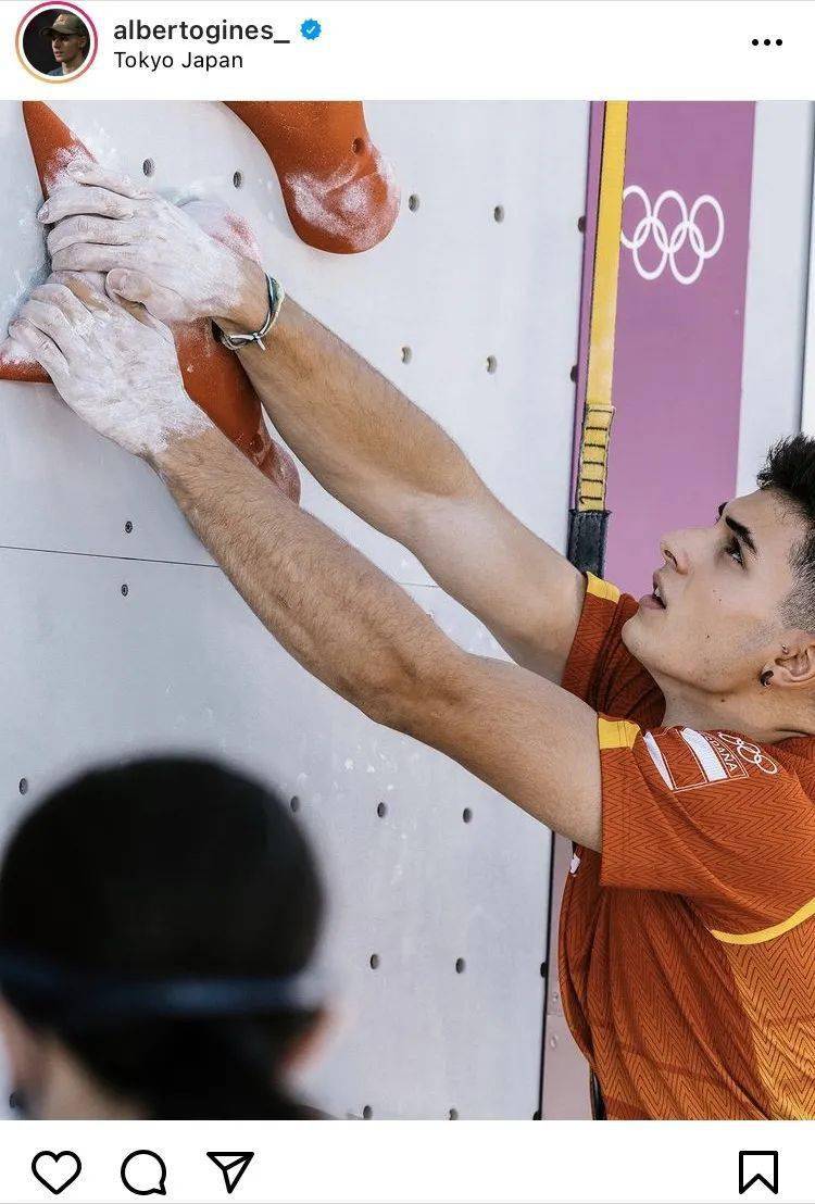 小狼狗的身材却有着小奶狗的脸西班牙奥运史上第一枚攀岩金牌得主小号