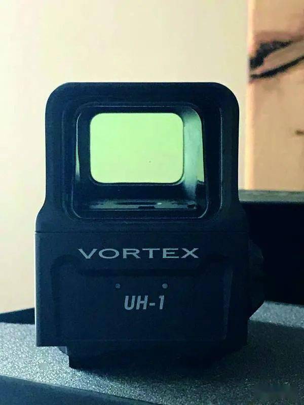 后起之秀——vortex uh-1全息瞄准镜vortex uh-1全息瞄准镜视野与成像