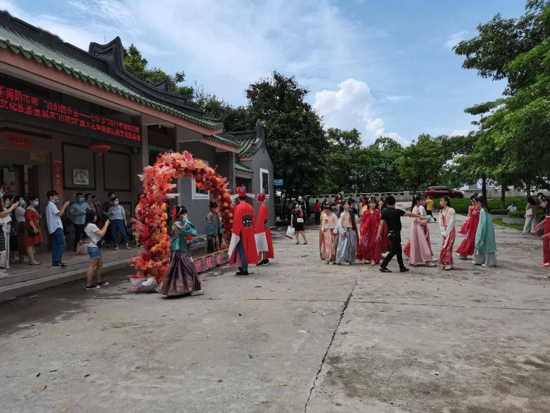 我们的节日七夕节2021年揭阳市榕城区第七届出花园成人礼暨潮汕民俗