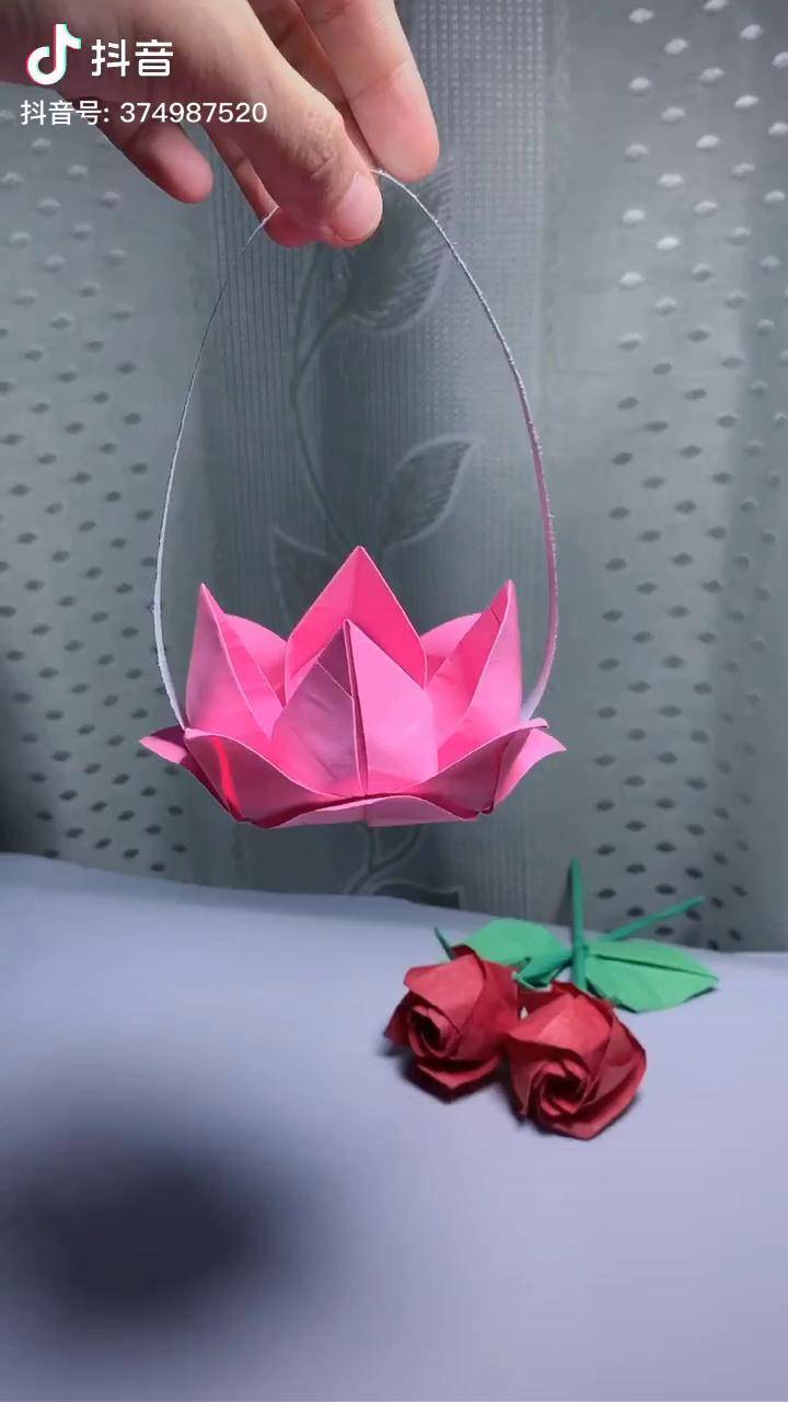 一张纸折的莲花灯简单又好看中秋节手工灯笼折纸