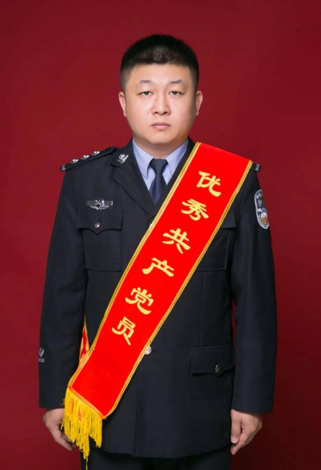 "硬骨头"——记哈尔滨市公安局道外分局刑侦一大队情报中队民警王帅华