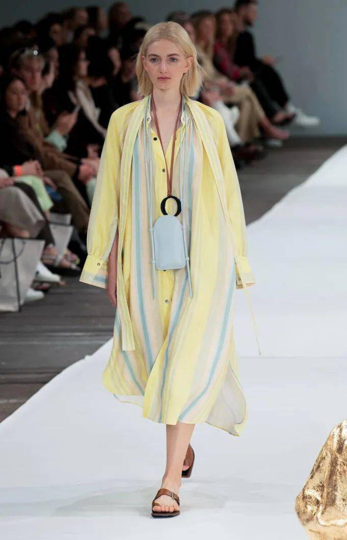 夏日印|2022早春女装印花图案流行趋势