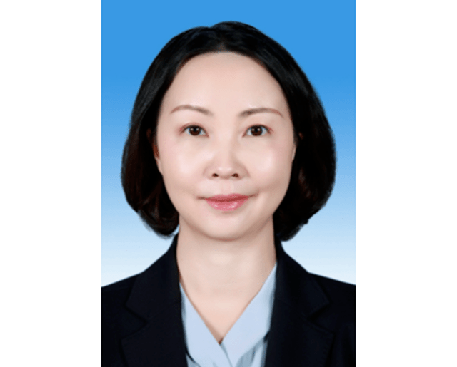 人事三个厅三个美女空降地市当副市长