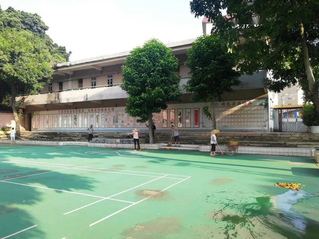 疫情防控五小在行动西樵镇第五小学全面开展校园清洁和消毒工作