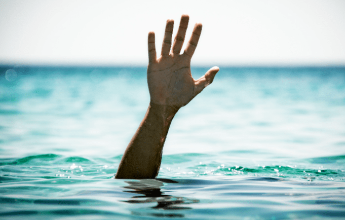 澳男海钓落入60米深水中生死命悬一线而他却靠siri自救了