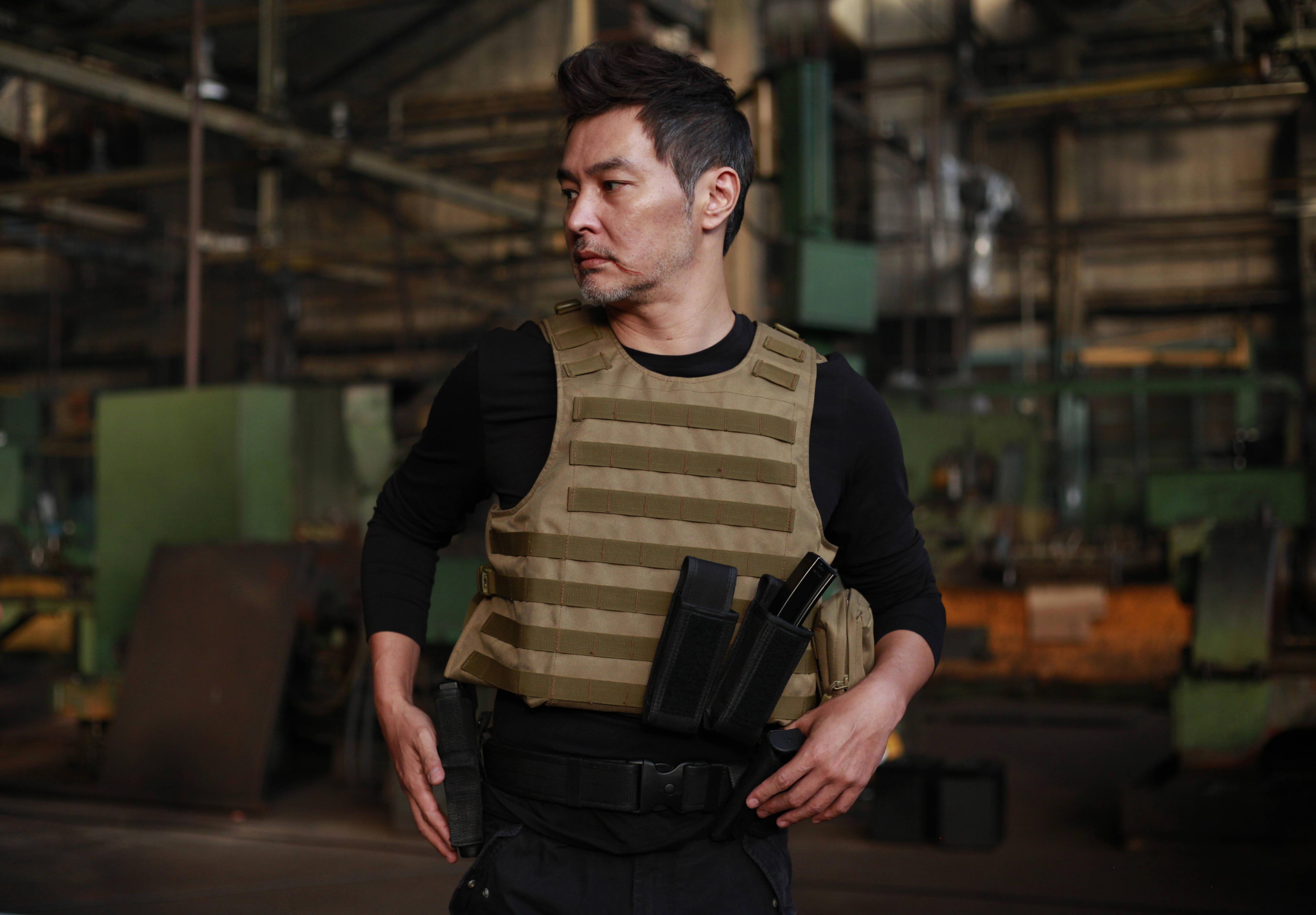 中塞合拍片《生死权杖》首映 连凯演绎废柴老爹的救赎