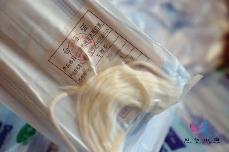 皮肤|啥？口罩佩戴超4小时会变细菌培养皿？看完才知道……