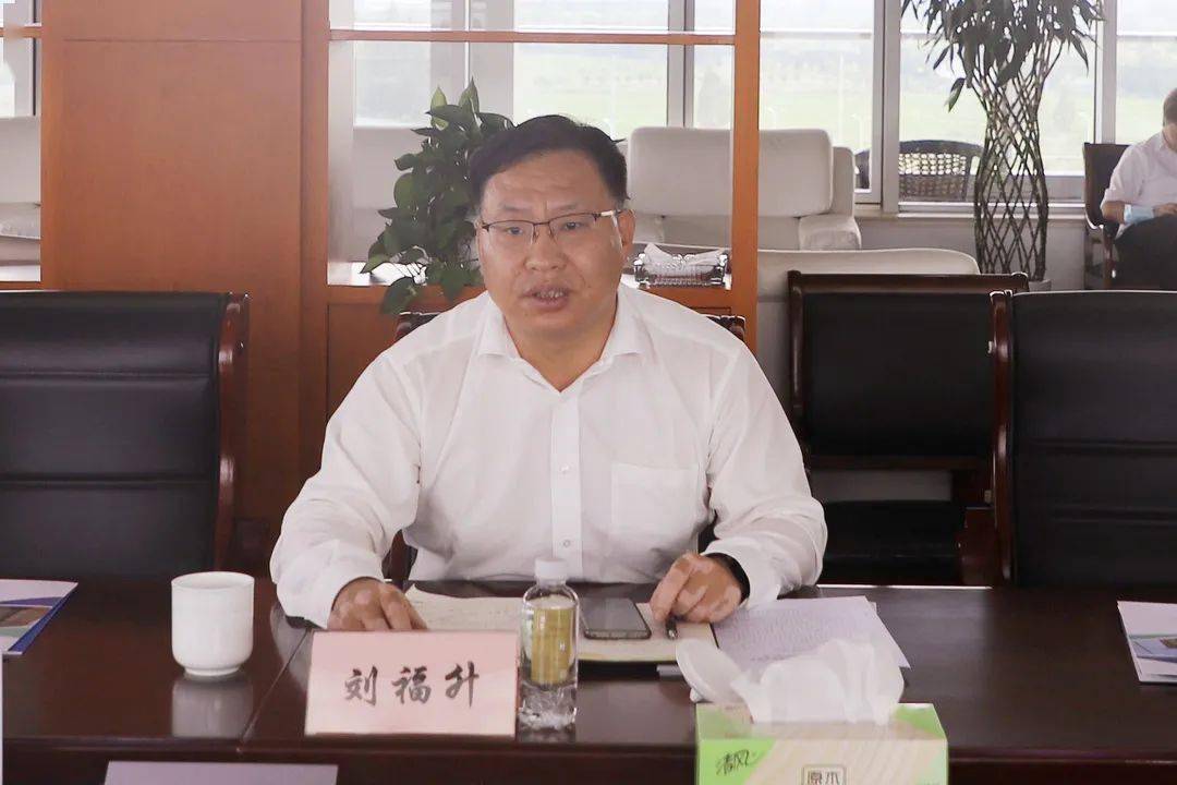 最后,刘福升代表松江区政府感谢了市药监局和市经信