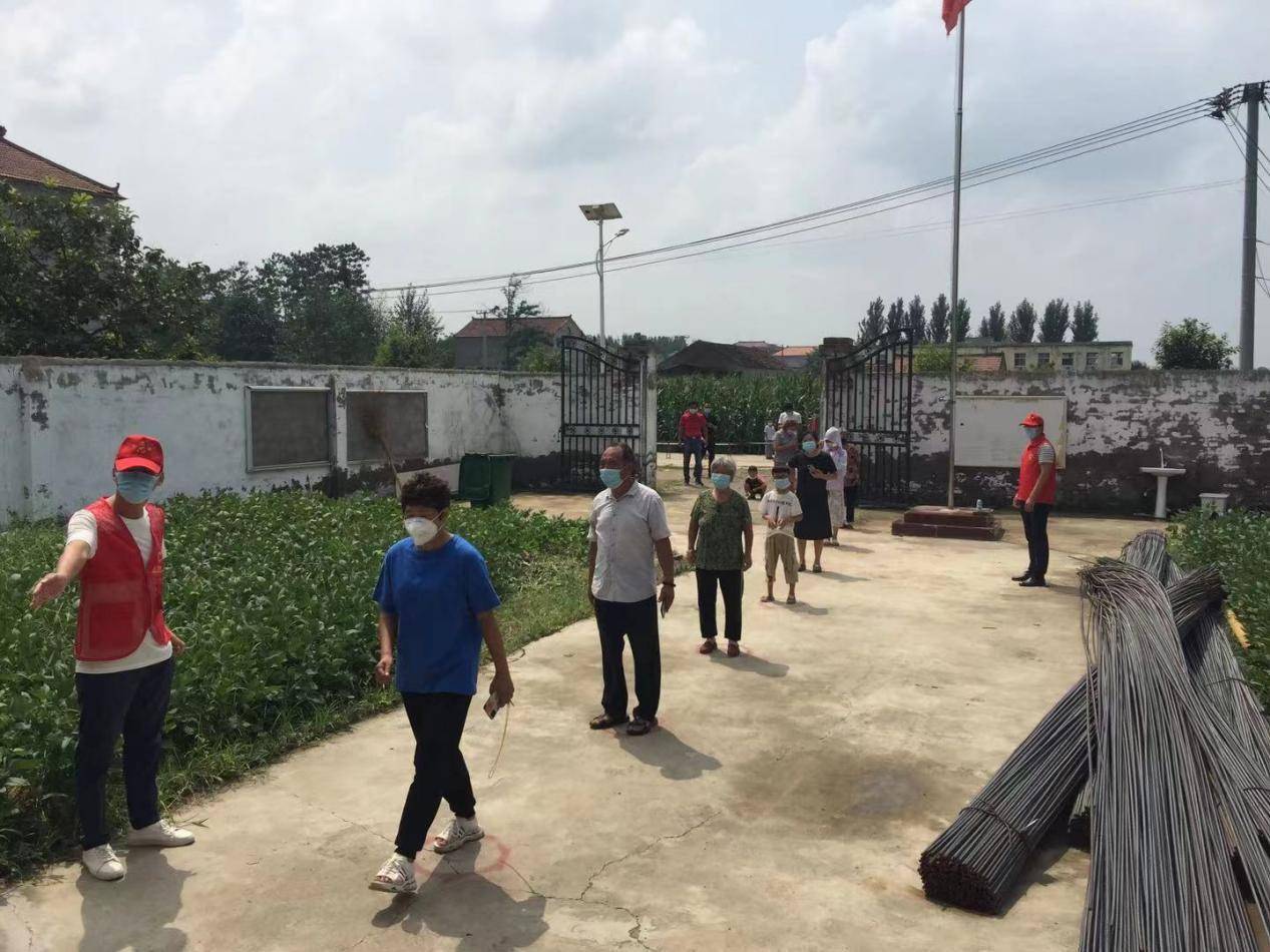 柘城县洪恩乡:抗疫战线上的"志愿红"