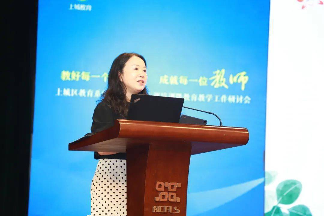    滑动查看下一张图片 >>在现场随机抽取的五位校(园)长发言中,杭州