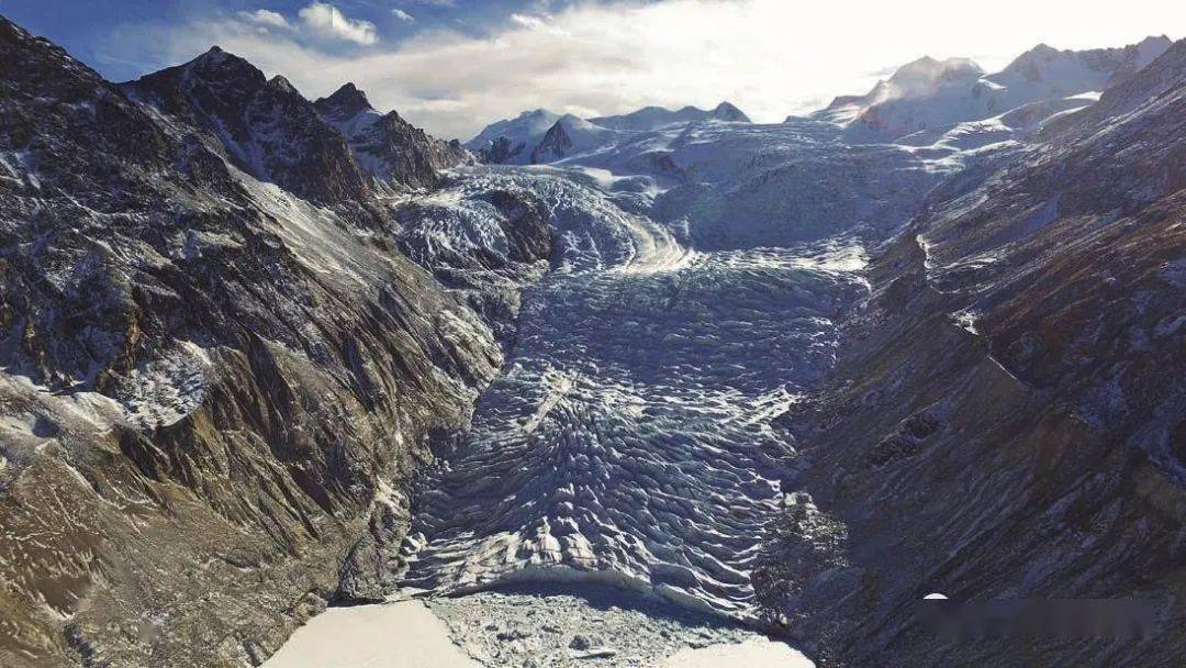 羌塘公园是我国最大的无人区目前还没有公路进入