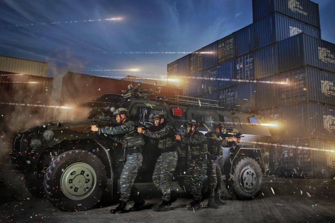 每一张都是大片特战主题壁纸来了