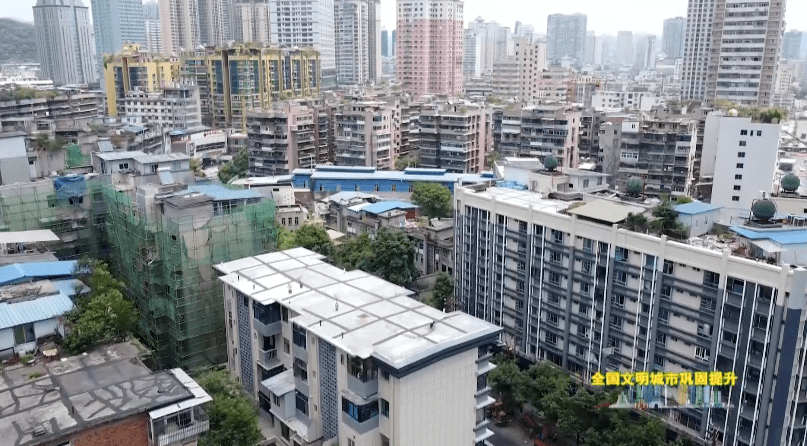 云岩区黔灵东路街道党工委书记 潘林:黔东街道将以实施棚户区,老旧