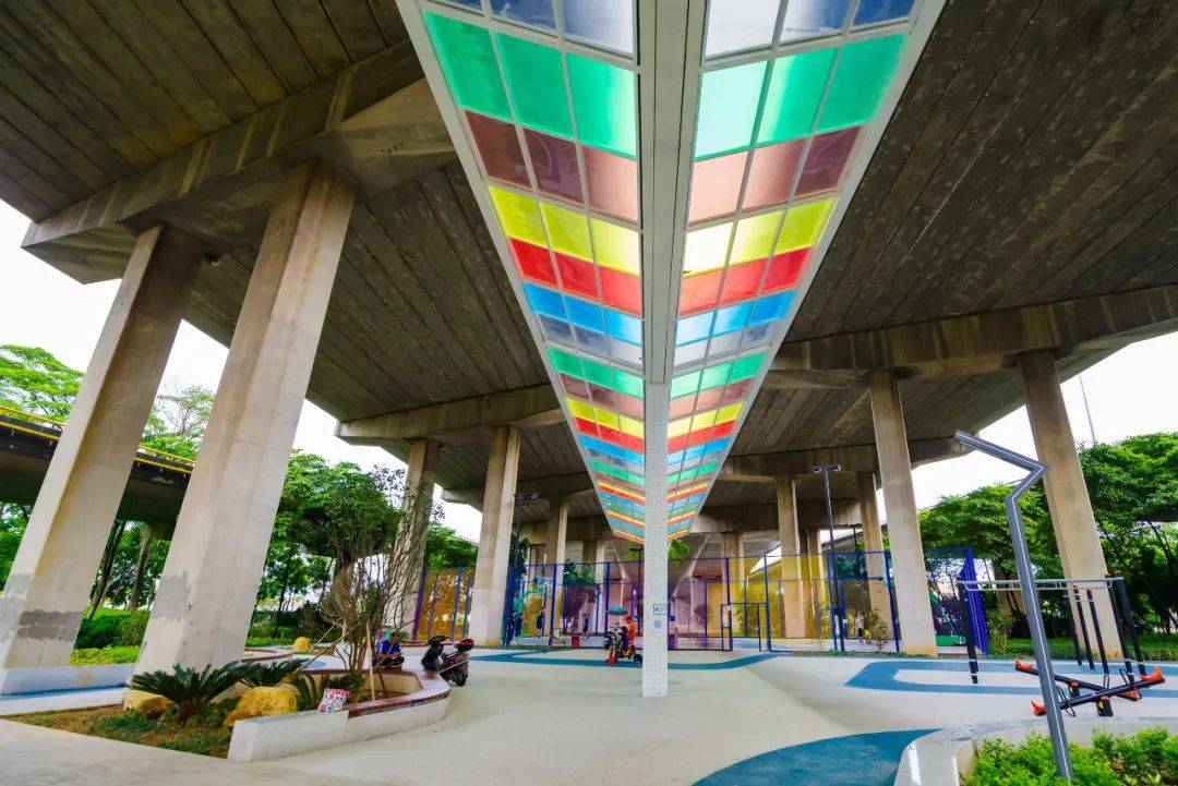佛山又新添一地休闲好去处篮球场儿童滑滑梯还有