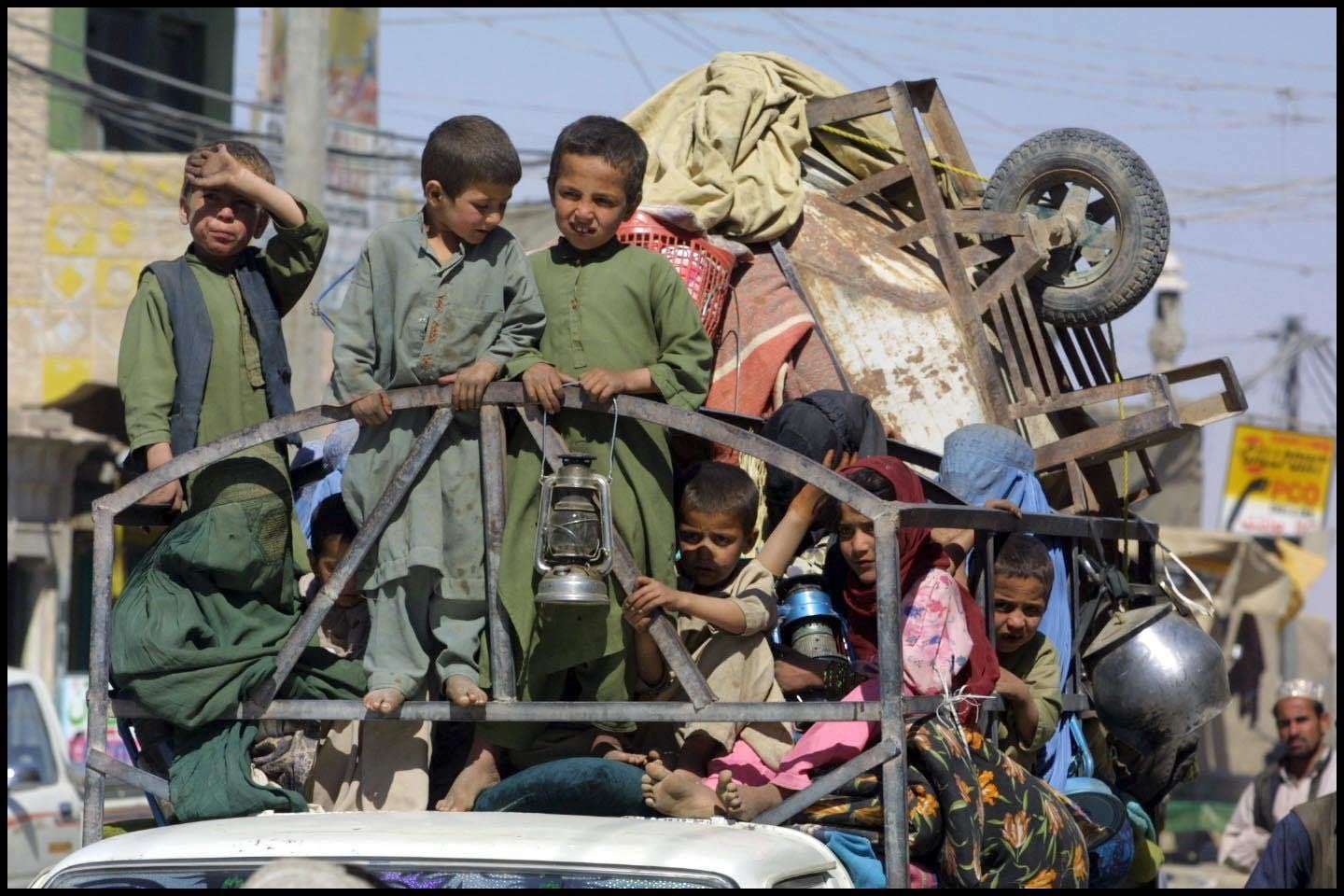阿富汗战争难民图片