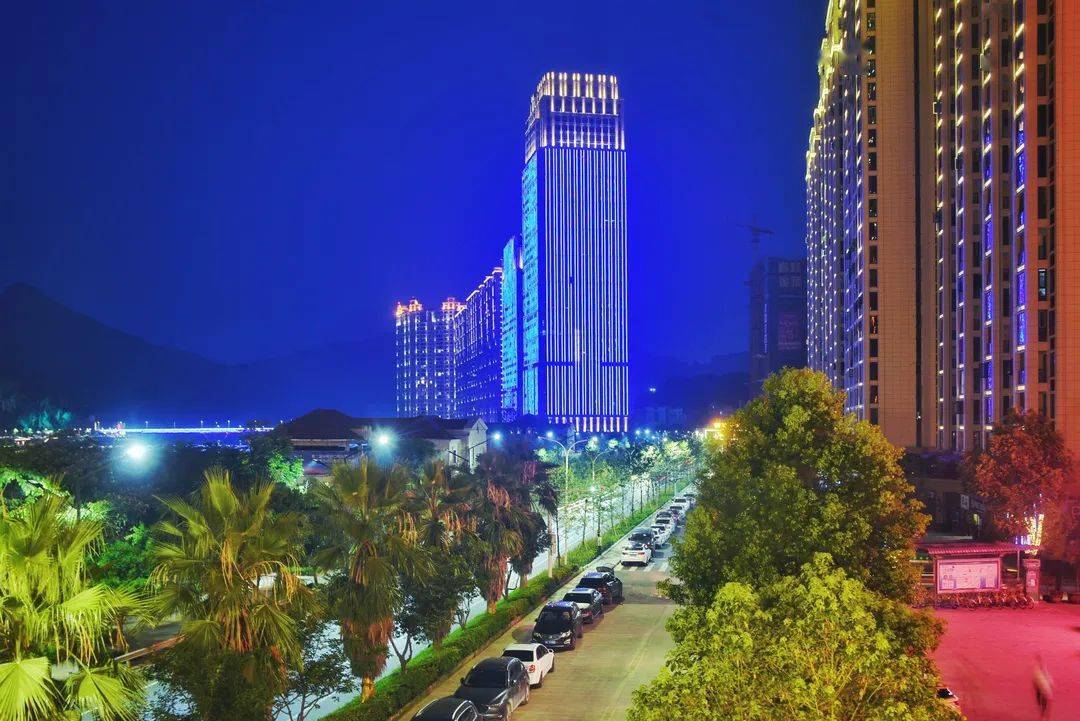 鼓励企业总部回归在青田县新注册或迁入的总部经济企业(不占用任何