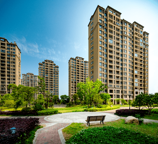 城投·欣丰佳苑 与麻泾港为邻,学府大境 滨水而居,观景多层,高层 城投