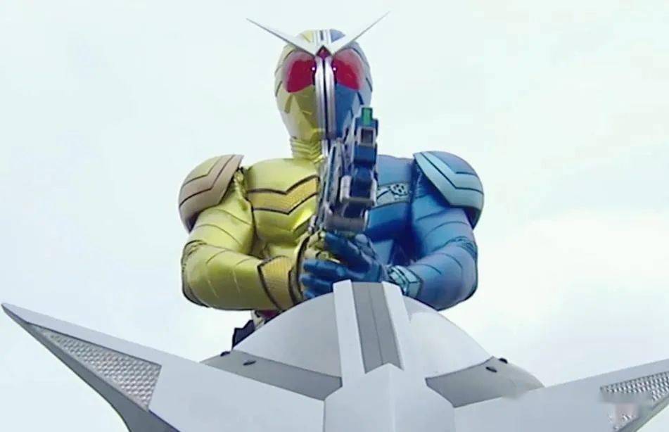 这个密钥公开配合特利迦可以玩个梗,隔壁假面骑士w有个形态是月神扳机