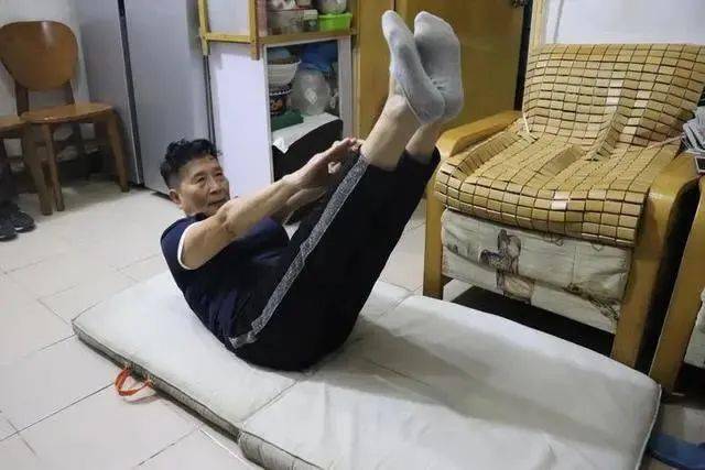 硬核！杭州79歲奶奶健身20年上熱搜，這狀態你服不服？ 健身減肥達人 第10张