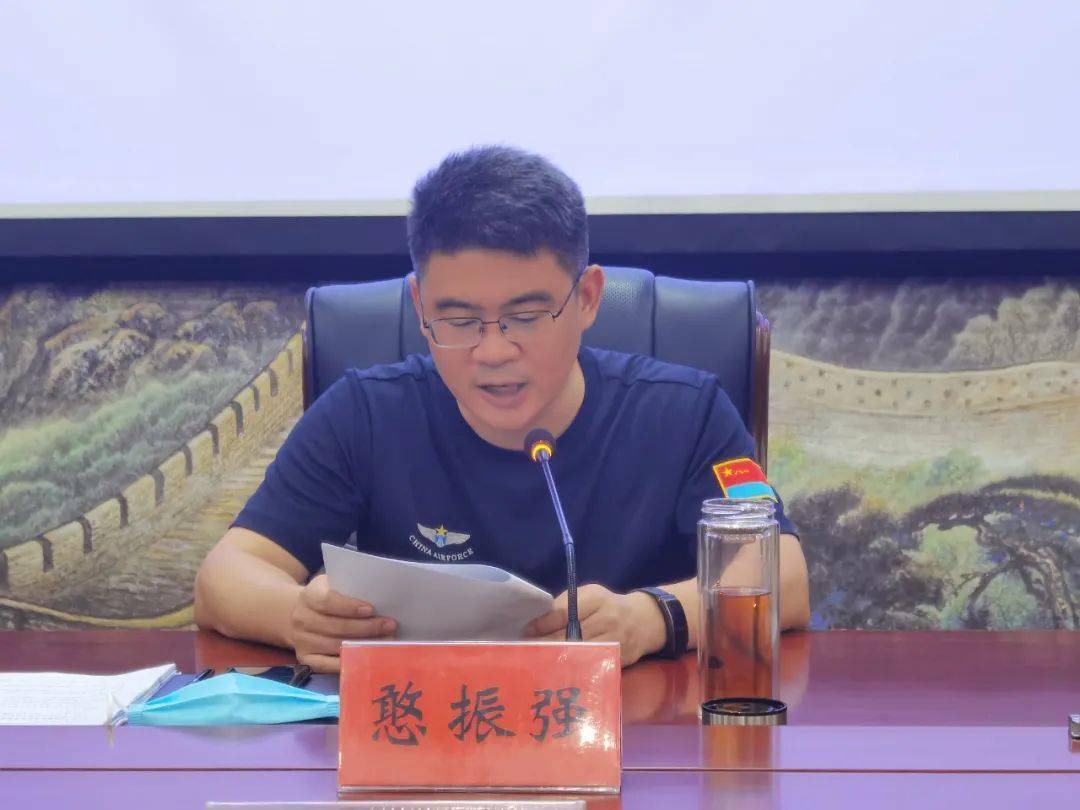 憨振强强调,当前我县正处于灾后恢复重建,疫情防控,企业集中复工复产